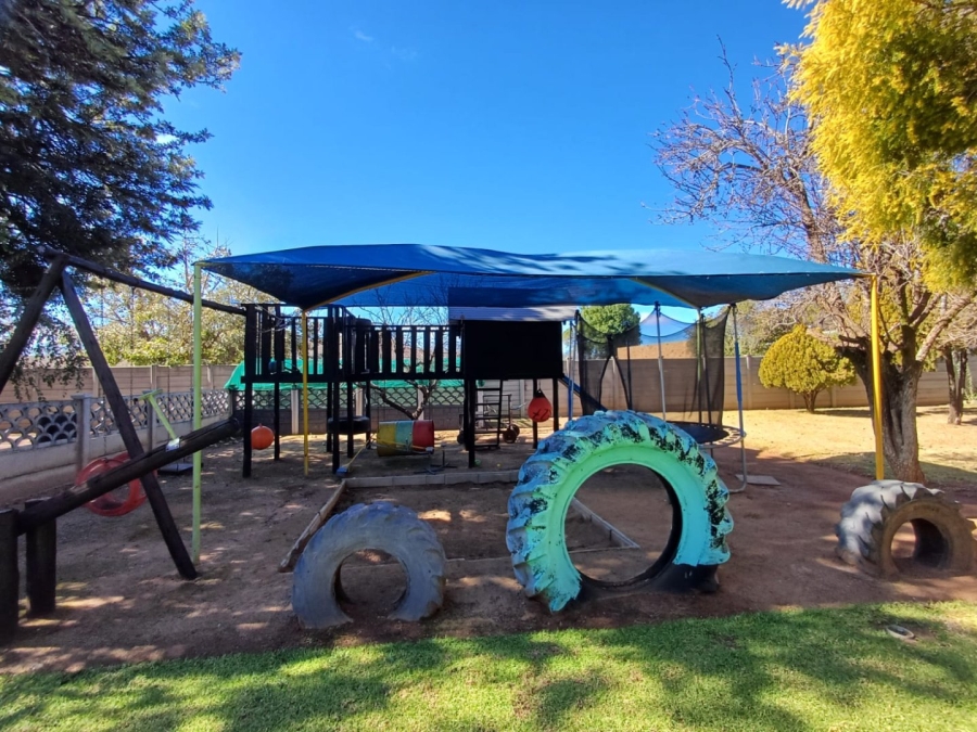 3 Bedroom Property for Sale in Roosheuwel North West
